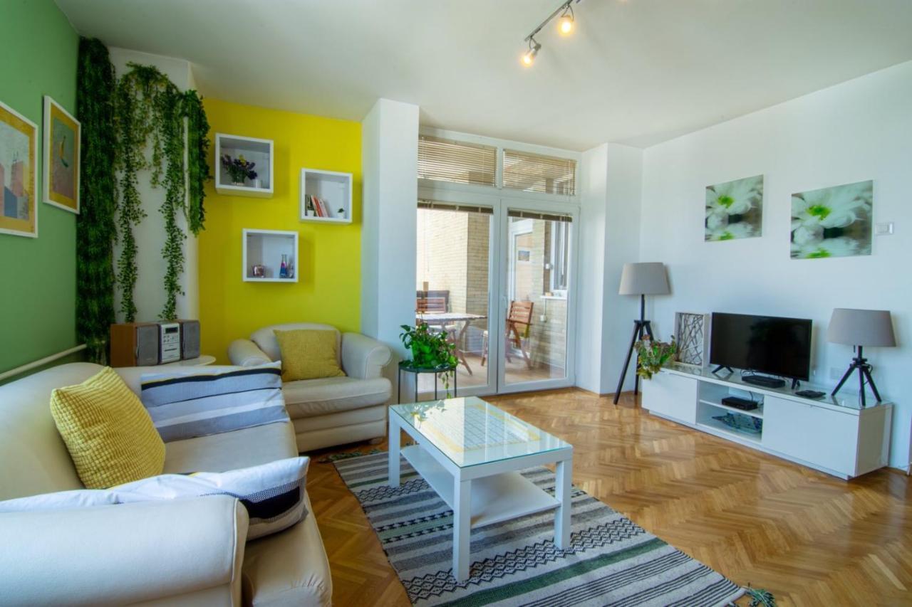 Green Paradise Square Apartment Scopia Exterior foto